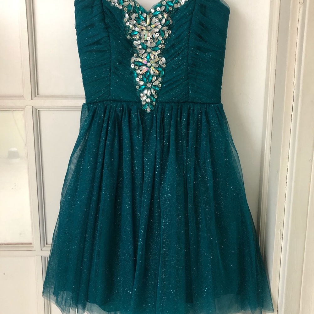 B.Darlin turquoise prom/homecoming strapless dress